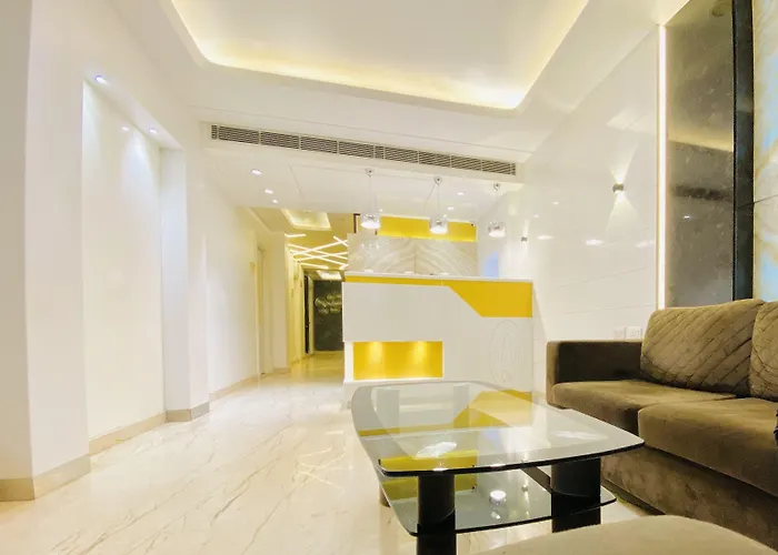 The City Empire - Free Airport Pickup New Delhi
